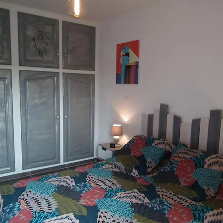 Flat Apartment *